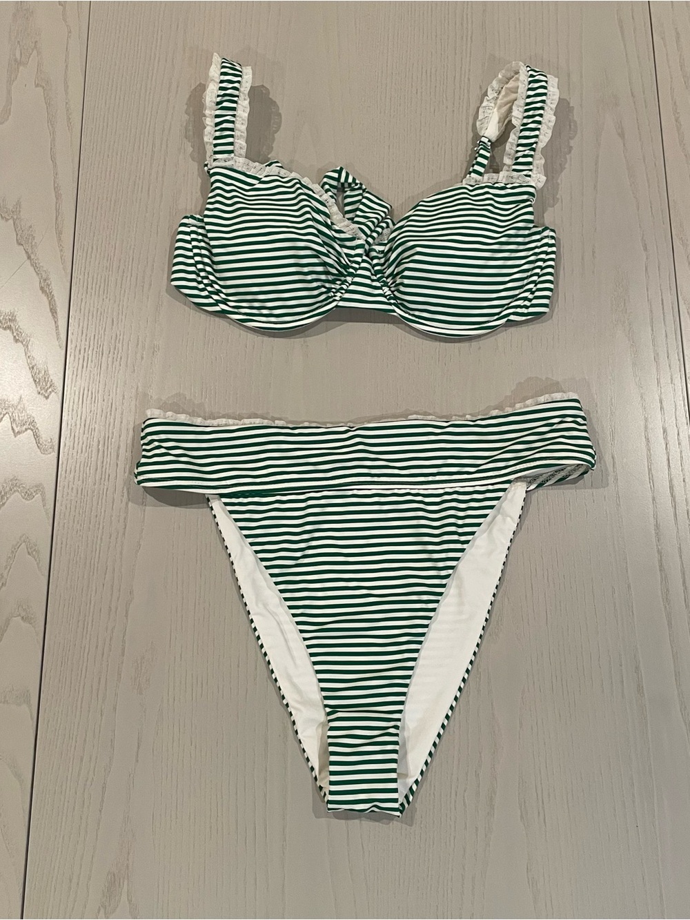 Dippin Daisys Vespa Priscilla/Sydney Bikini Set (Green/White) - Size Medium